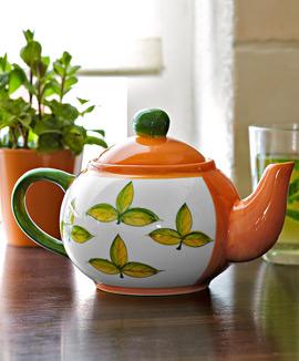 Tekanna med tekryddor