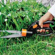 Fiskars® Grässax med servoutväxling
